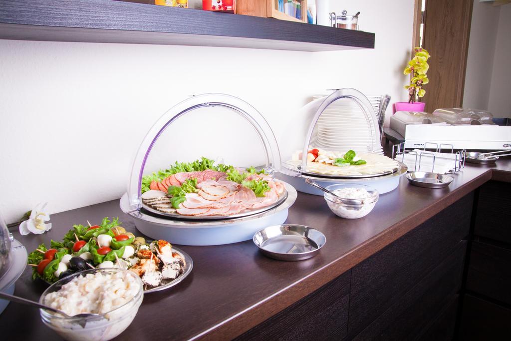 Garni-Hotel An Der Weide เบอร์ลิน ภายนอก รูปภาพ