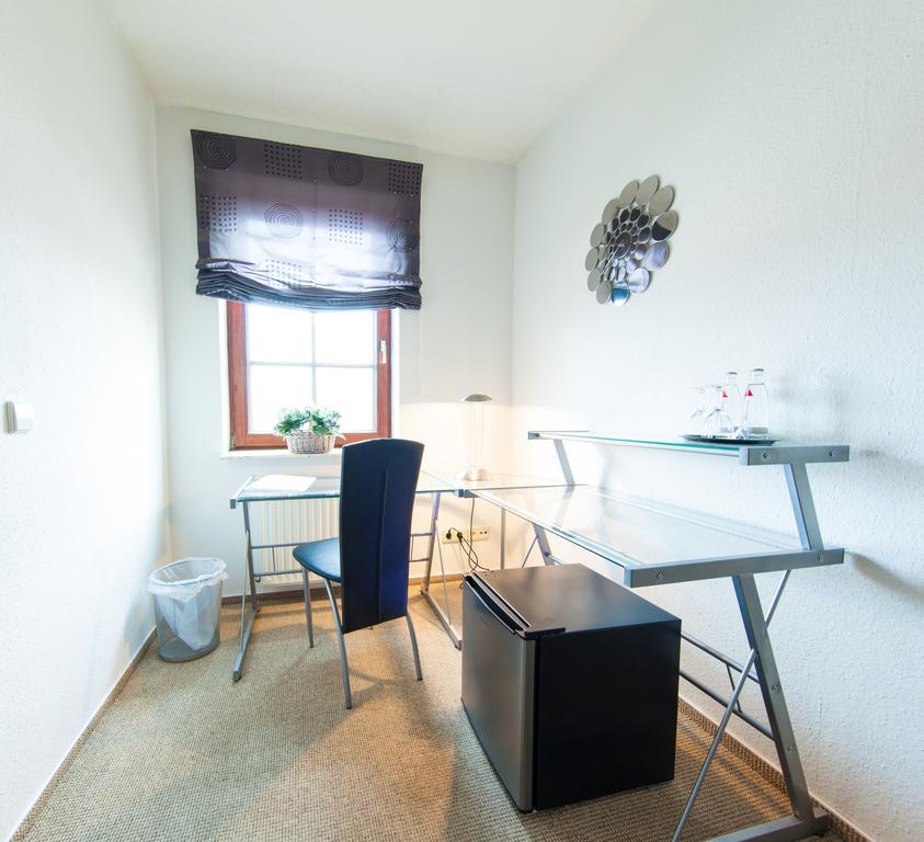 Garni-Hotel An Der Weide เบอร์ลิน ภายนอก รูปภาพ