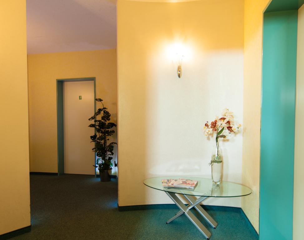 Garni-Hotel An Der Weide เบอร์ลิน ภายนอก รูปภาพ