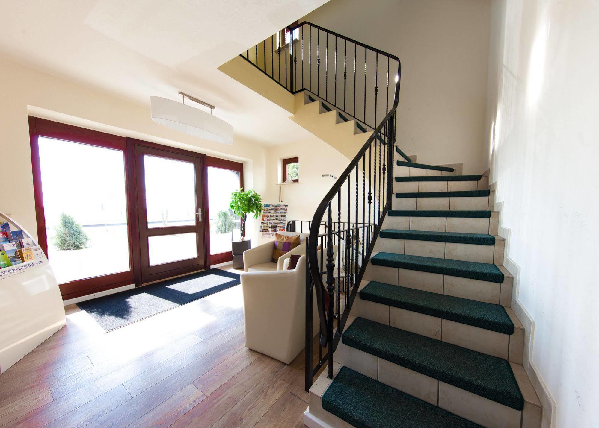 Garni-Hotel An Der Weide เบอร์ลิน ภายนอก รูปภาพ