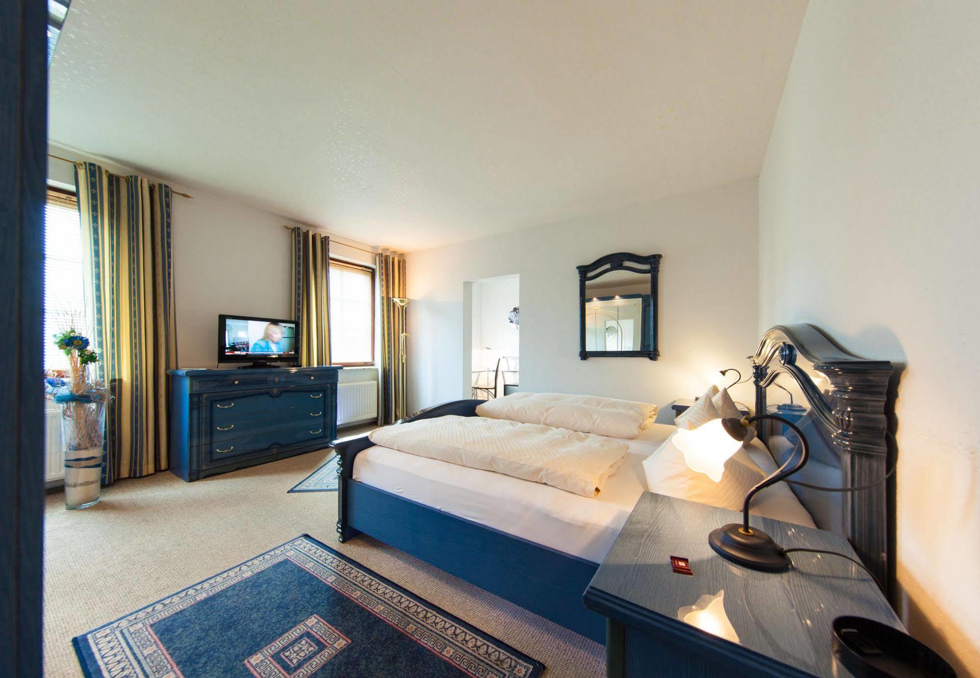 Garni-Hotel An Der Weide เบอร์ลิน ภายนอก รูปภาพ
