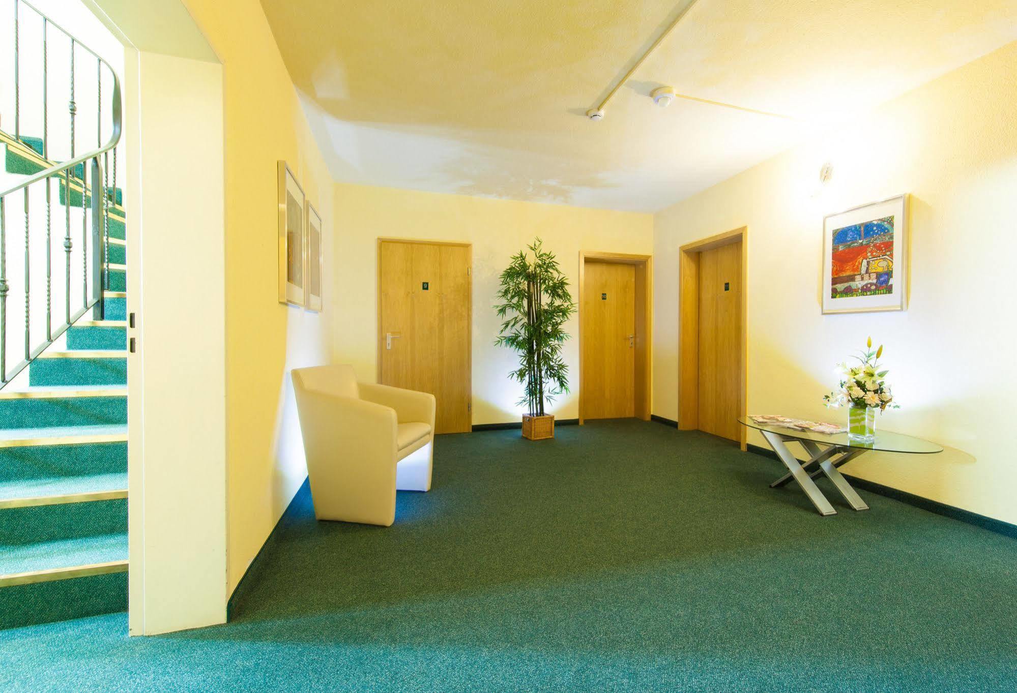 Garni-Hotel An Der Weide เบอร์ลิน ภายนอก รูปภาพ
