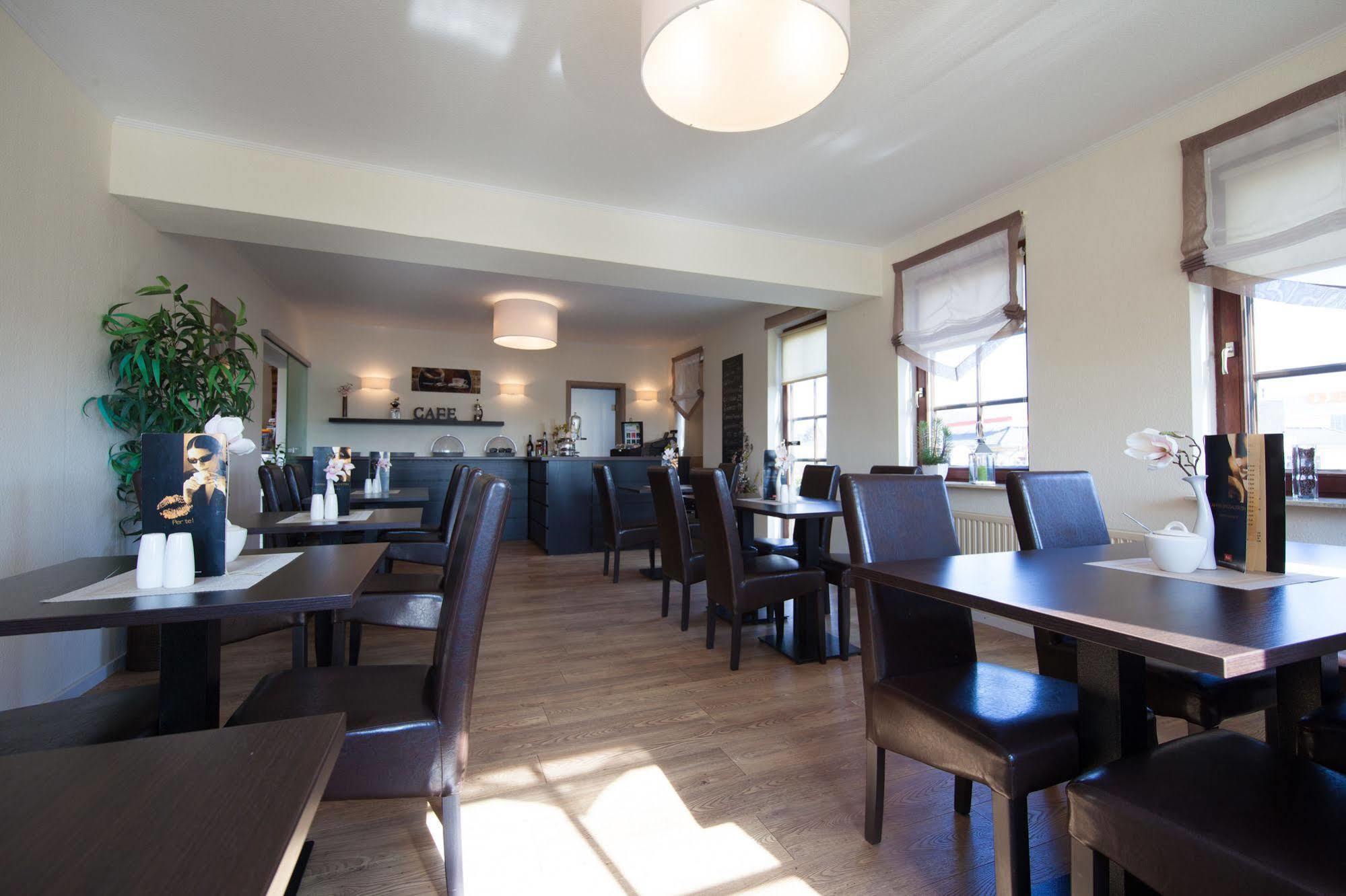 Garni-Hotel An Der Weide เบอร์ลิน ภายนอก รูปภาพ